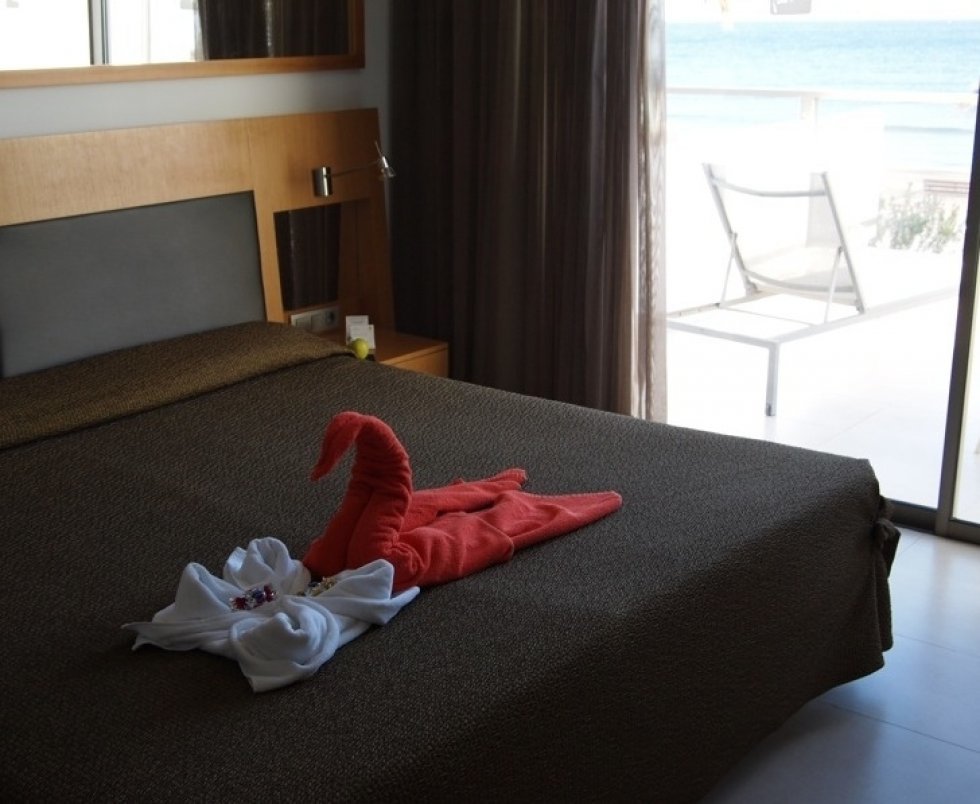 Der mangler hverken godt vejr, plads eller lidt til at trække i smilebåndet på duohotellet R2. - Fuerteventura - kun for par