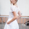 Foto: http://lookbook.nu/look/6317239-Express-Lace-Top-White-Skirt-White-Hot-Summer - Inspiration 2014: Sommerlig romantik