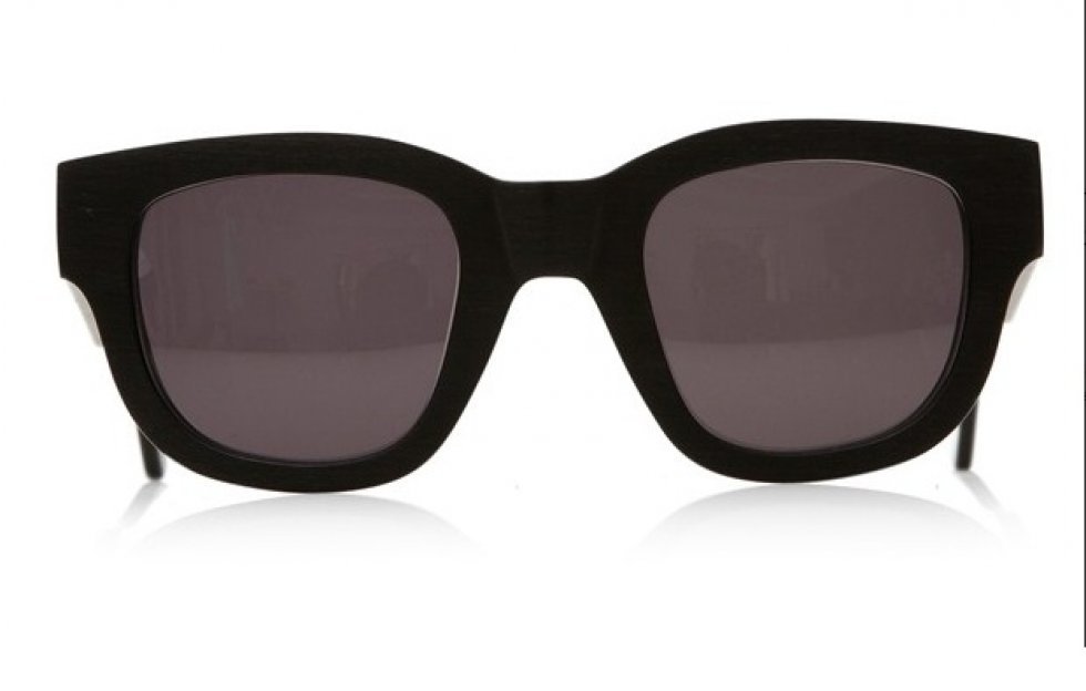 3D-inspireret solbrille fra svenske Acne - Fundet på: www.youheshe.com - Tendens 2012: Markante og retro-inspirerede solbriller