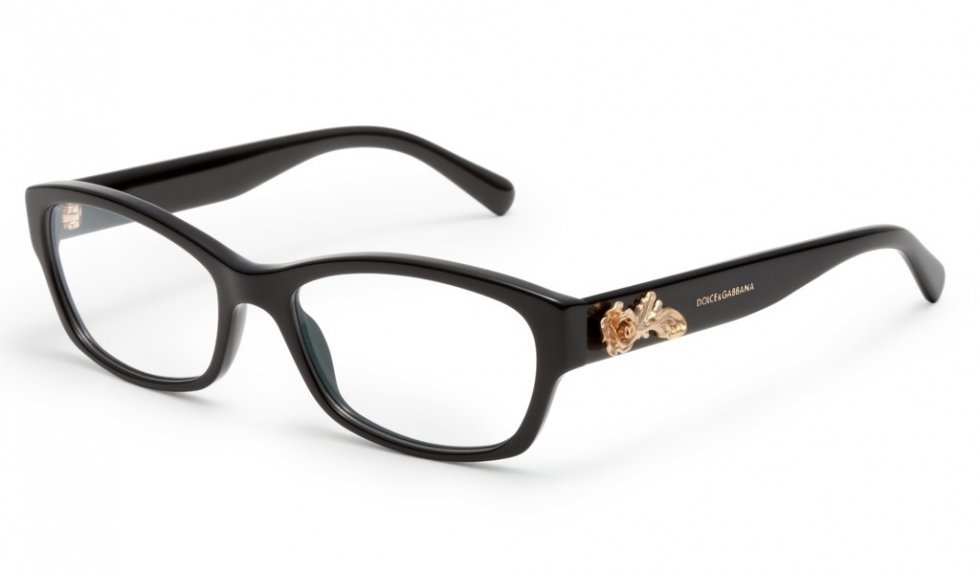 Jeg ku' godt drømme om denne enkle brille med en lille gylden udsmykning på siden. Fås i farverne sort, ishvid, rød, rød og karamel. Vejl. udsalgspris: 2860 kr. - Dolce & Gabbana: Sicilian Baroque
