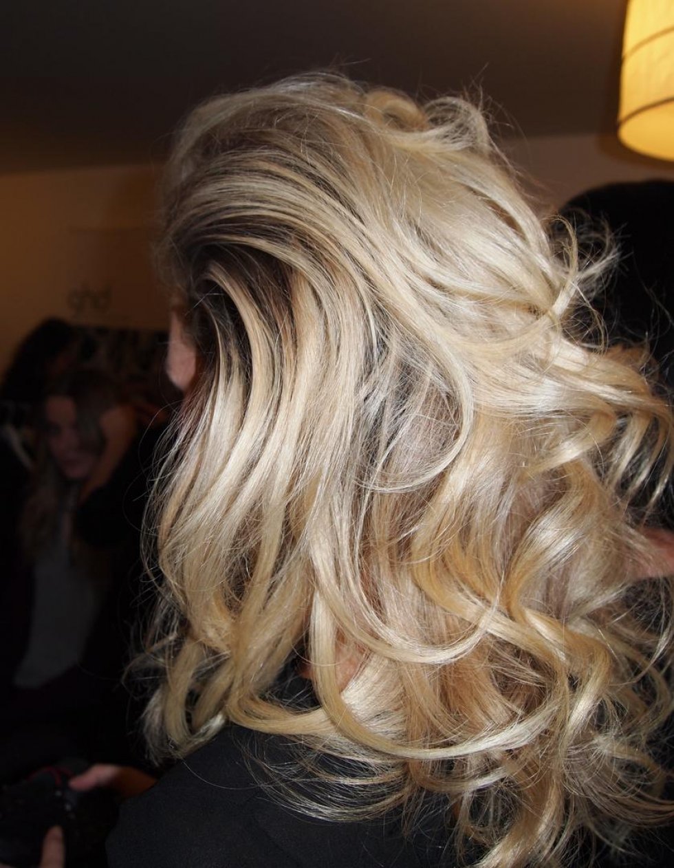 Super stylet hår er en af sæsonens hotte hårtrends, som ghd præsenterede - Ladies' Night
