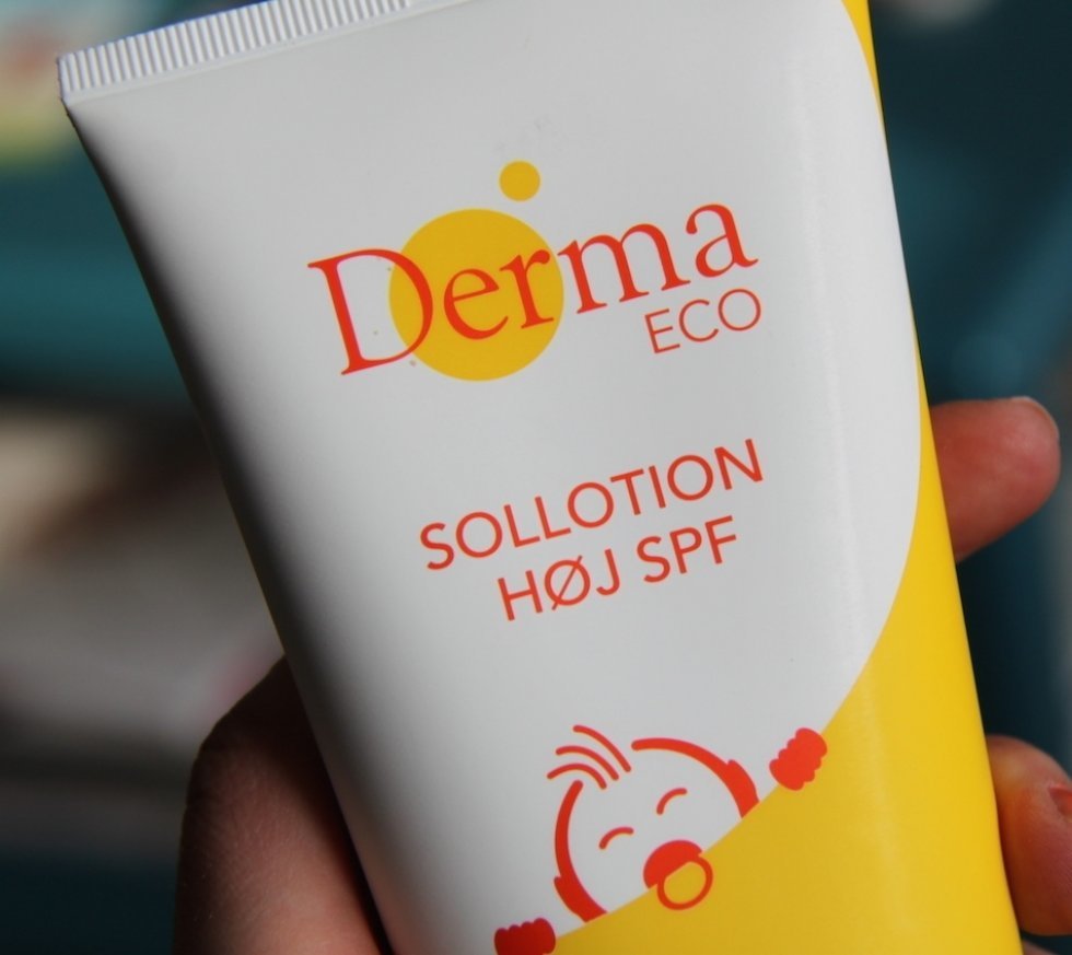 I solserien fra Derma findes også en solcreme til babyer - økologisk, naturligvis! - [Konkurrence]: Ud i solens stråler uden parfume