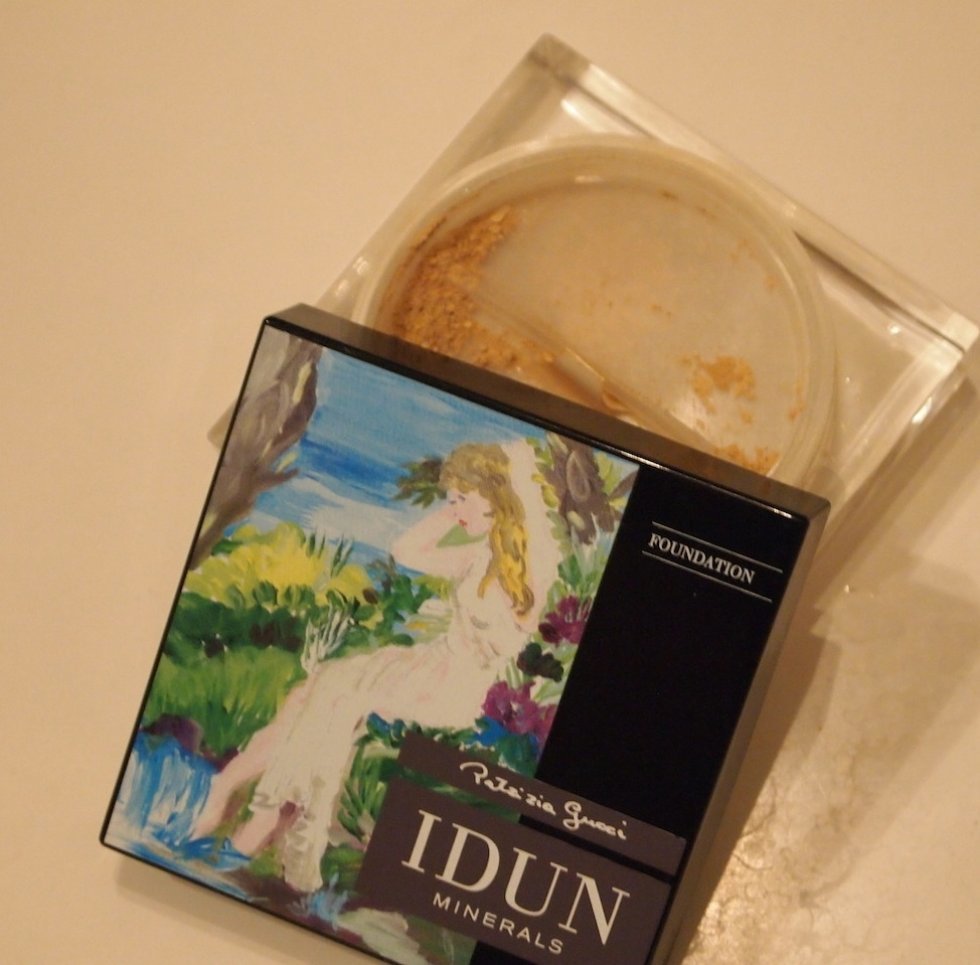 Det er i øvrigt Patrizia Gucci, ja fra den Gucci-familie, der har designet IDUN Minerals' emballager. - Idun Minerals