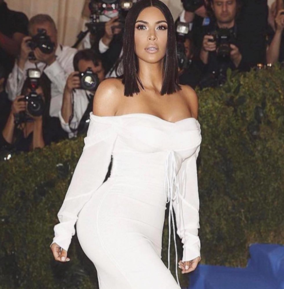 Kim Kardashian lancerer ny beauty-serie den 21. juni 