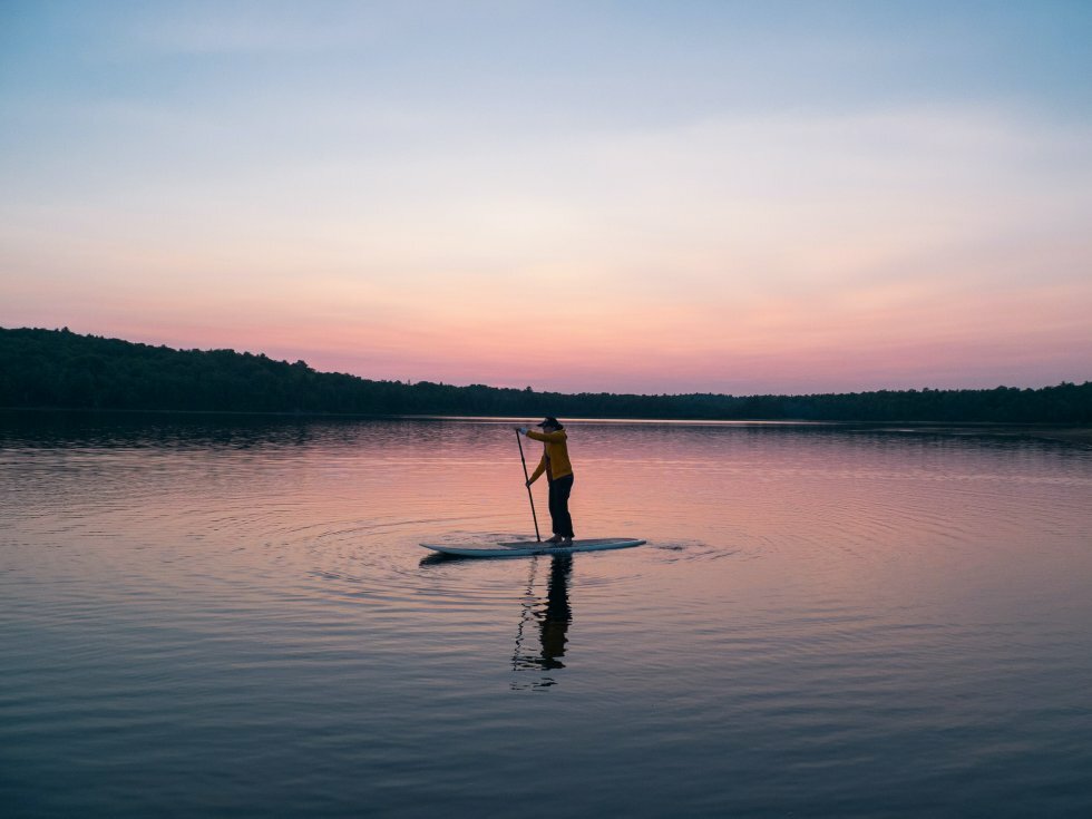 Find det perfekte paddleboard til sommerens vandsjov