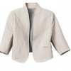 Kort blazer jakke fra H&M - Pressebillede - Tendens AW 2012: Farven hvid!