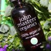 John Masters Organics 100 % Argan Oil var også blandt de lækre produkter. Og ja, den er virkeligt god til både hår og hud! - Birgitsbox.com