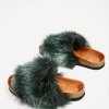 Zara - Trendspotting: Furry Slippers 