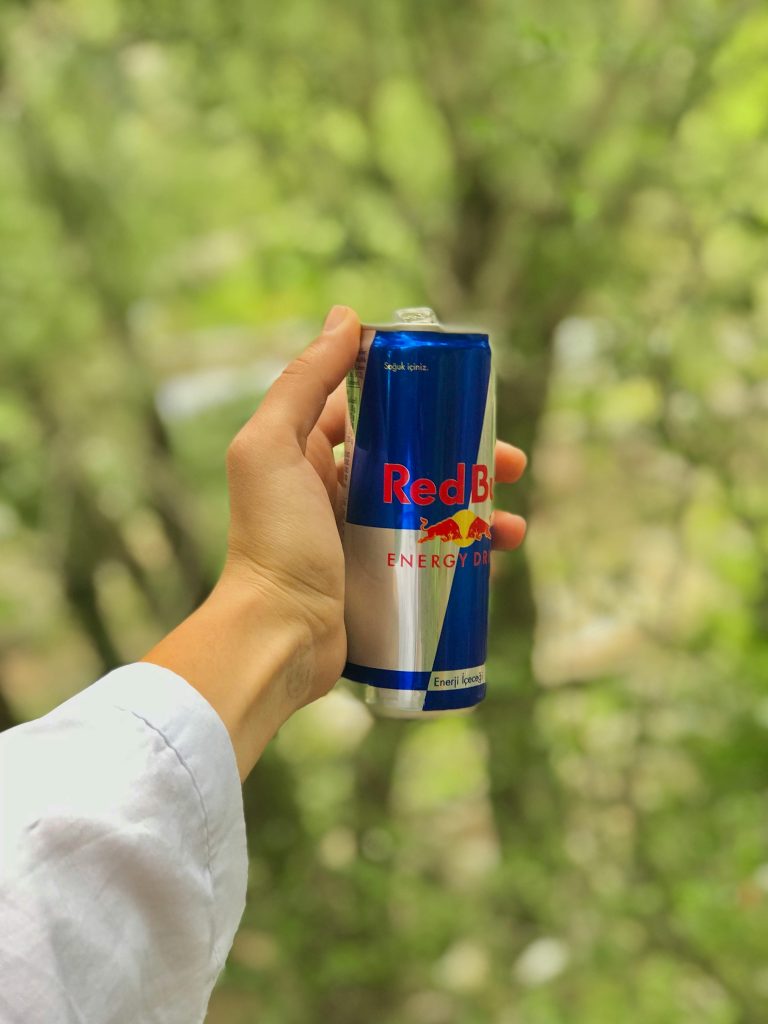 Hvad gør det egentlig ved kroppen at drikke energidrik hver dag?