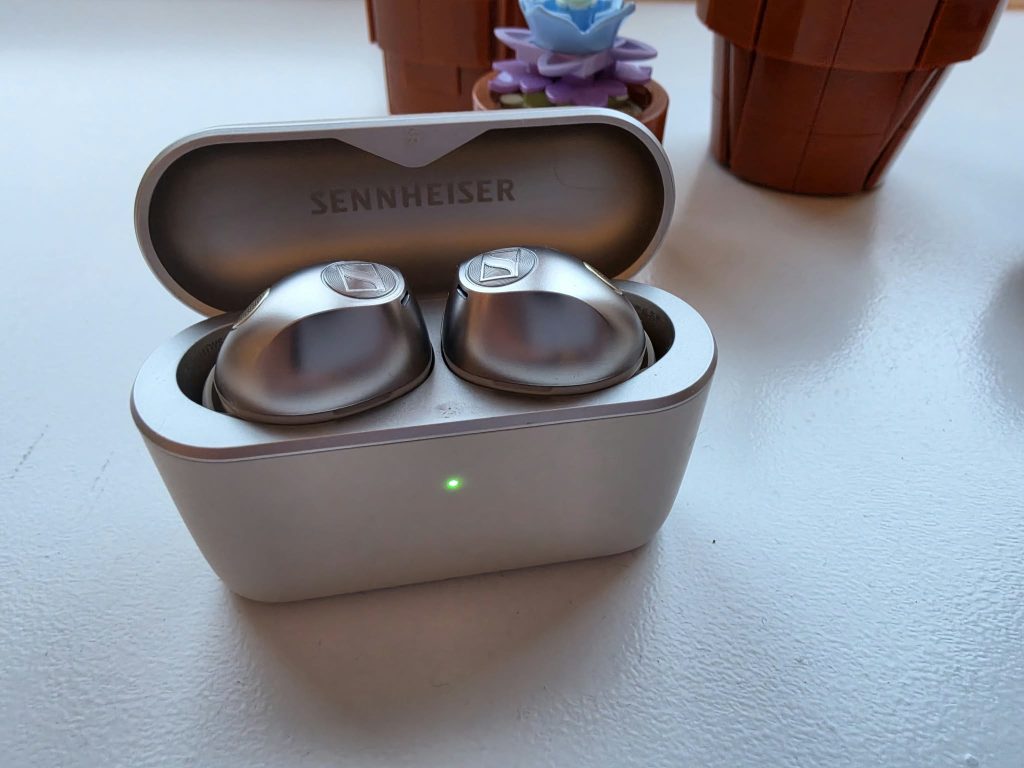 Sennheiser Momentum True Wireless 5: De her earbuds kan faktisk få os til at holde kæft